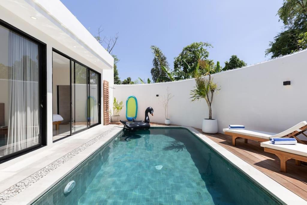 The R Villa Kaba - Incl. Motorbikes Seminyak  Luaran gambar